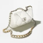 CHANEL FLAP 19BAG WHITE