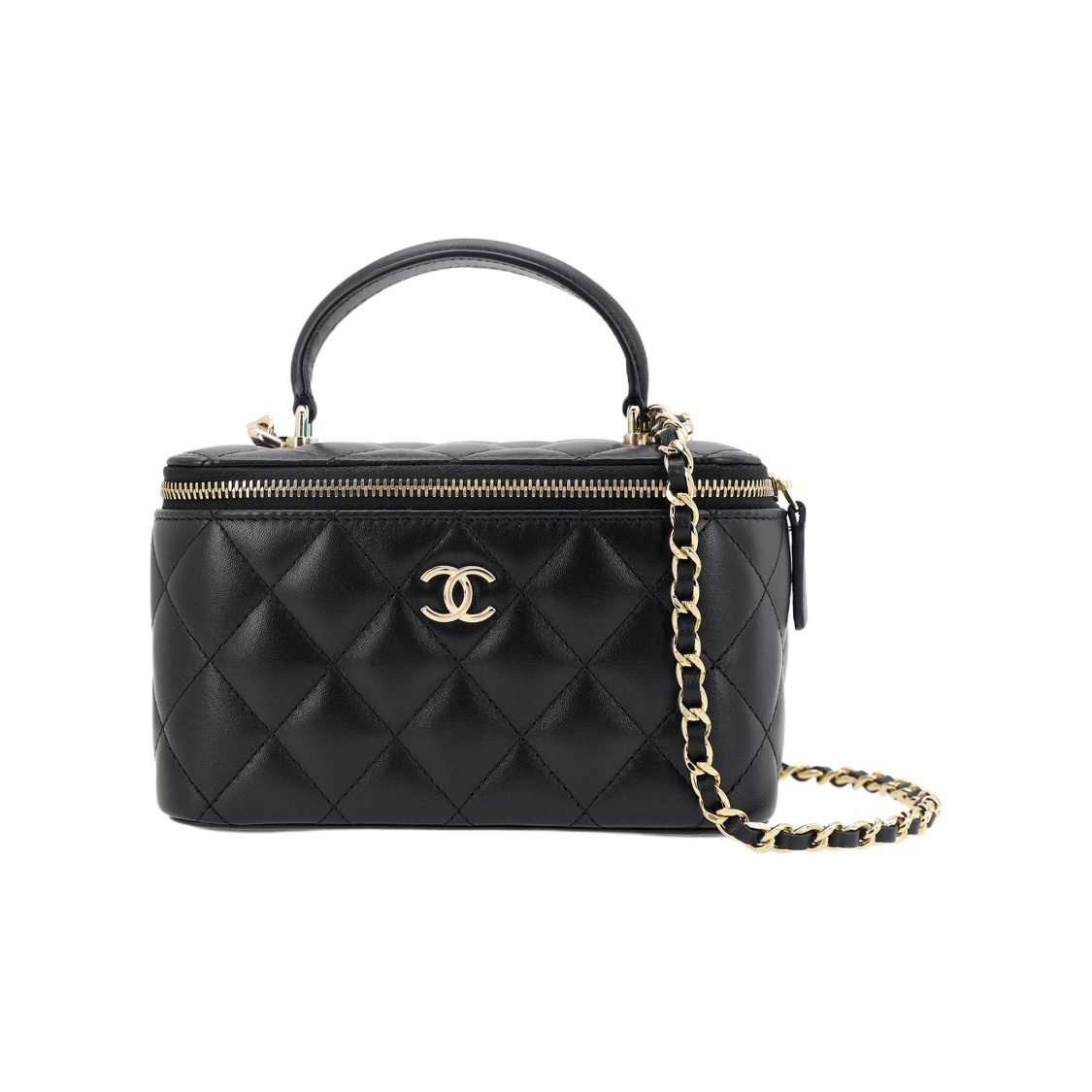 DM_20260120001737_002 CHANEL sheepskin handbag - Image 1